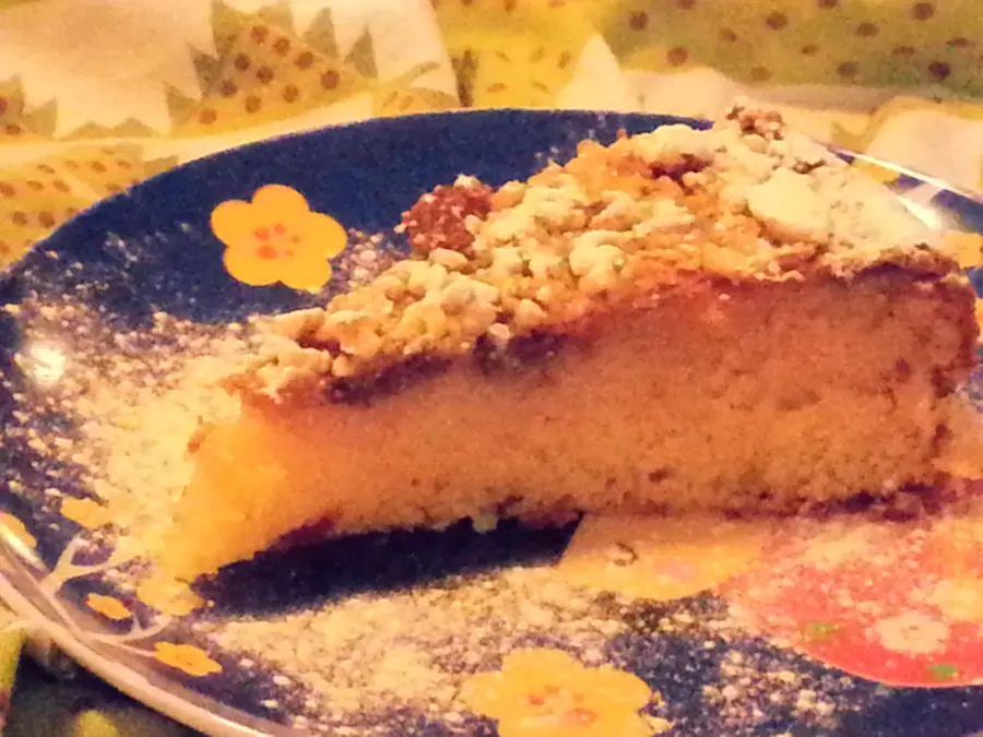 Torta con pasta di mandorle Bimby