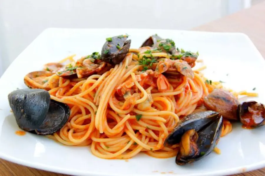 Spaghetti al cartoccio di mare bimby